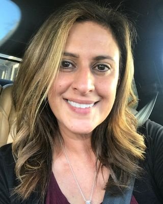Gloria Restrepo Beaux